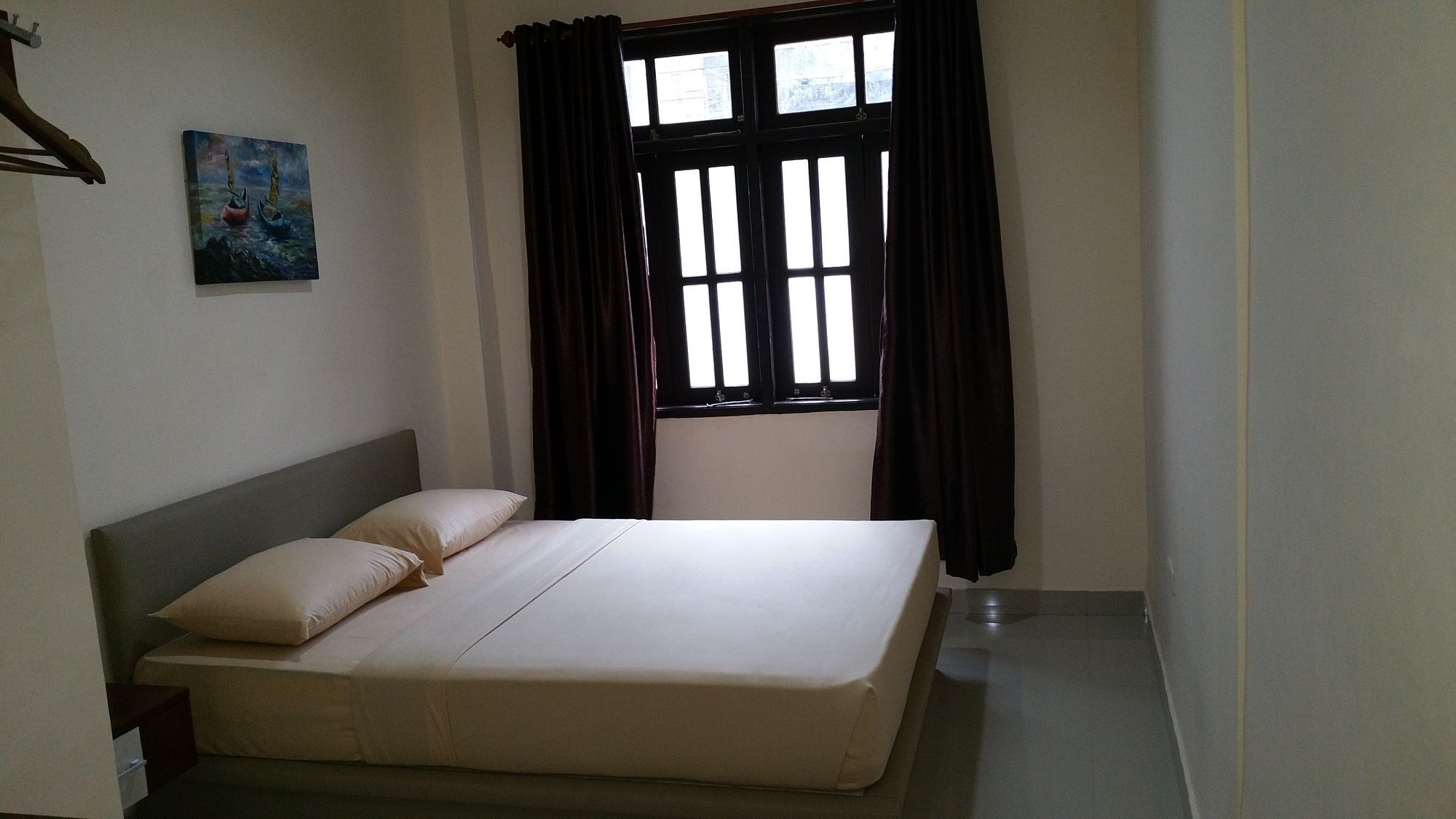 Legenda Beril Hostel Makassar Exterior foto